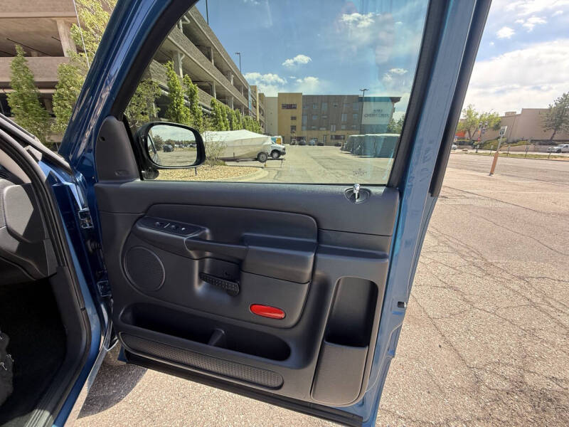 2005 Dodge Ram 1500 SLT