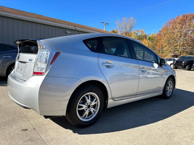 2010 Toyota Prius II photo 3