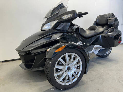 2016 Can-Am Spyder RT SE6