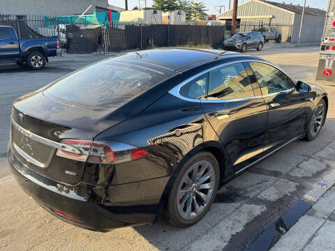 2016 Tesla Model S 90D
