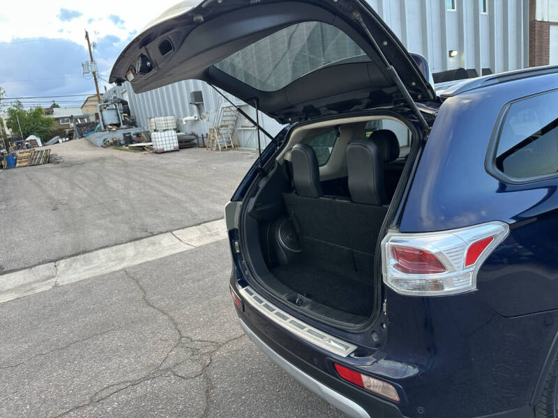 2015 Mitsubishi Outlander SE