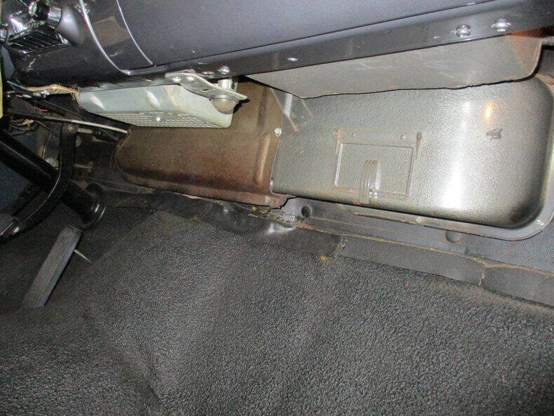 1952 Mercury 2 Door Sedan