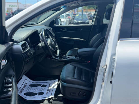2020 Kia Sorento EX V6