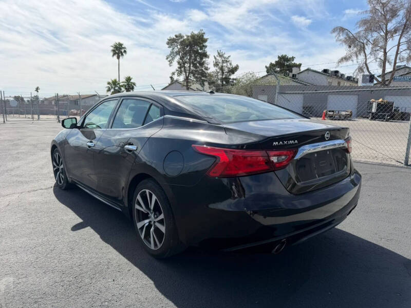 2017 Nissan Maxima
