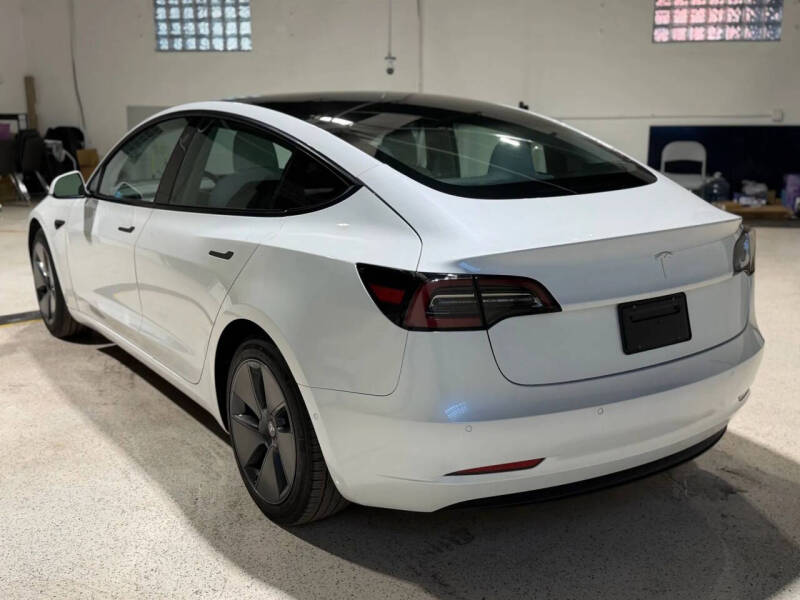 2021 Tesla Model 3 Standard Range Plus