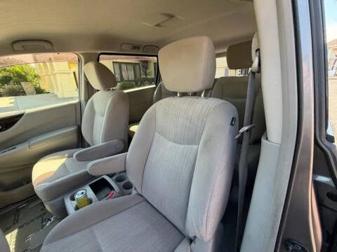 2015 Nissan Quest