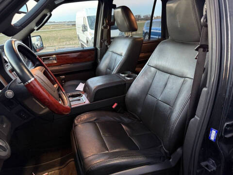 2011 Lincoln Navigator L
