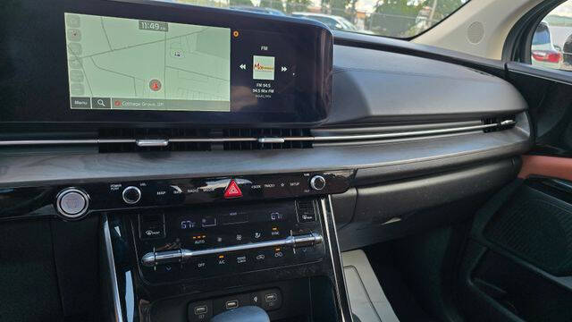 2024 Kia Carnival SX