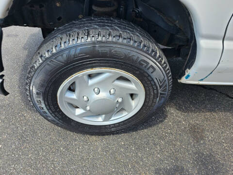 2011 Ford E-Series E-150