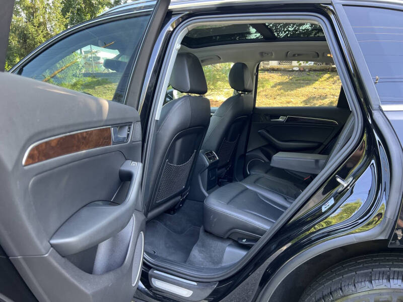 2016 Audi Q5 2.0T quattro Premium Plus