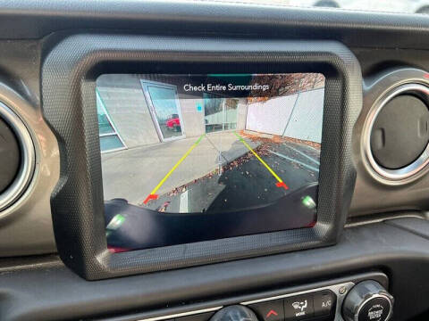 2023 Jeep Gladiator Overland