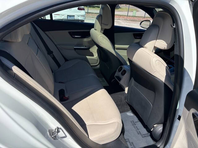 2023 Mercedes-Benz C-Class 19