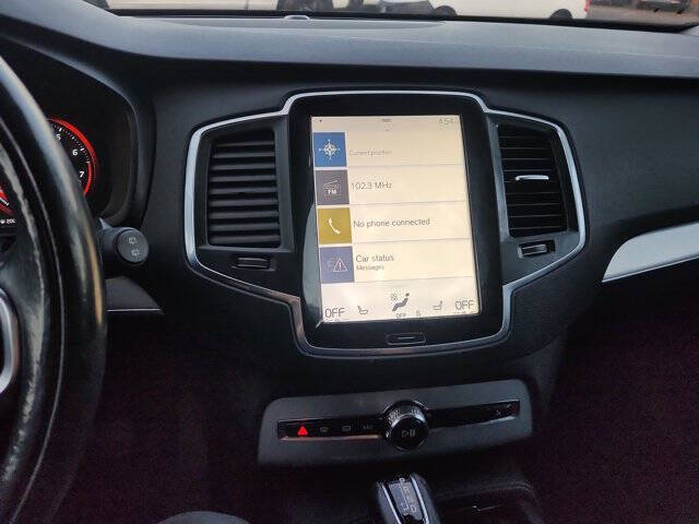 2016 Volvo XC90 T5 Momentum