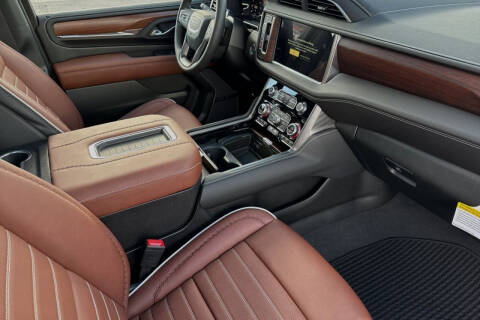 2024 GMC Yukon Denali Ultimate