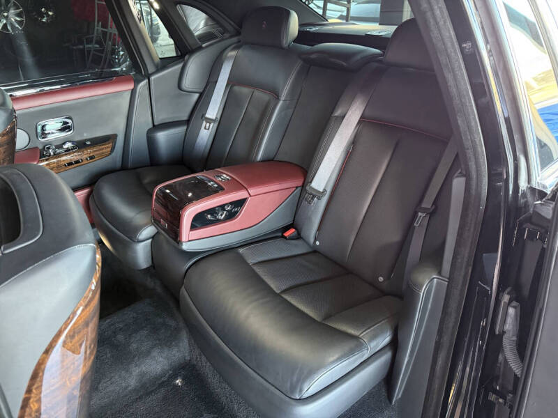 2019 Rolls-Royce Phantom