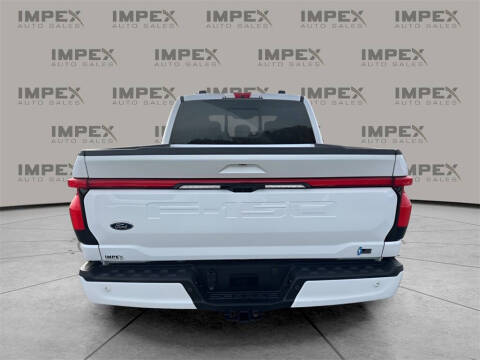 2022 Ford F-150 Lightning Lariat