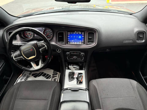 2016 Dodge Charger SXT