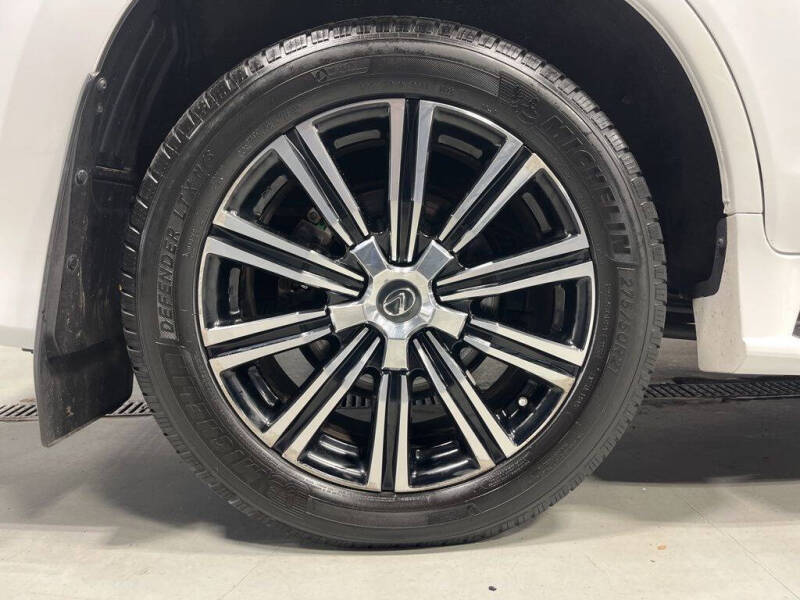 2019 Lexus LX 570