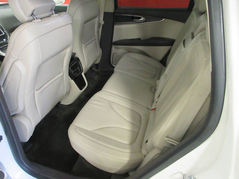 2016 Lincoln MKX Select