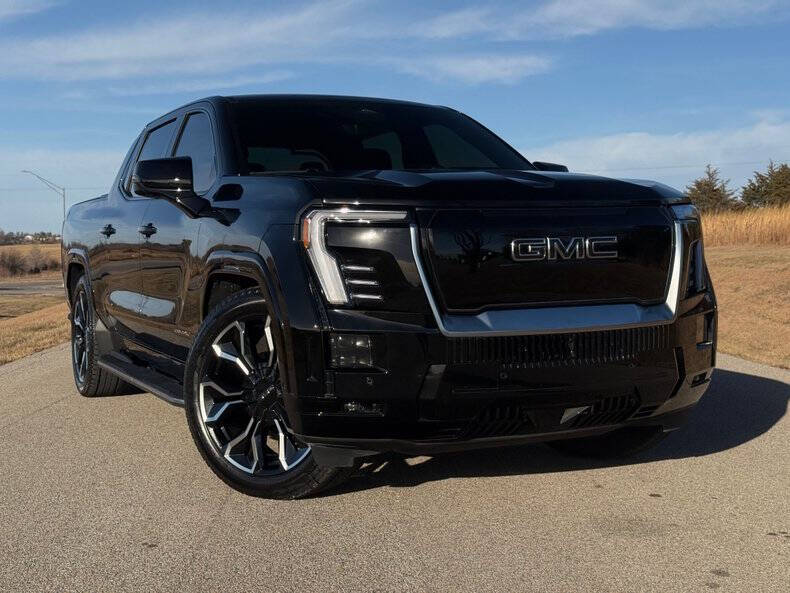 2025 GMC Sierra EV Denali