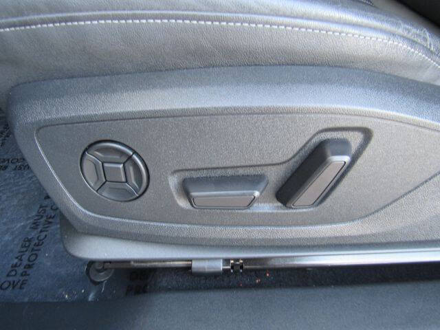 2022 Audi Q4 e-tron quattro Premium Plus 50