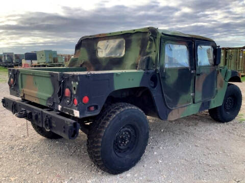 2001 AM General Hummer