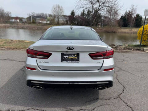 2019 Kia Optima EX