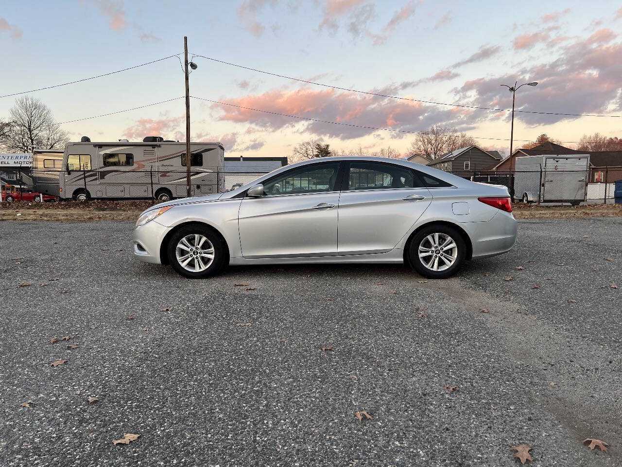 2013 Hyundai SONATA for sale at Kanar Auto Sales LLC in Springfield, MA