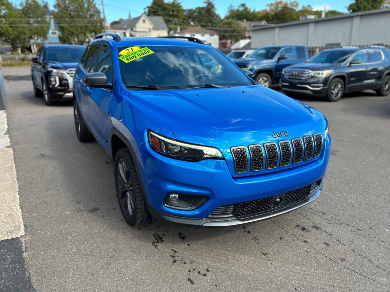 2021 Jeep Cherokee for sale at Jon's Auto in Marquette, MI