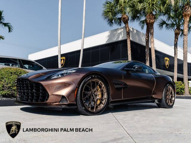 2025 Aston Martin Vanquish