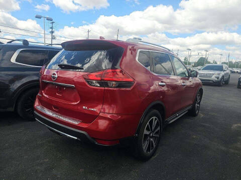 2017 Nissan Rogue SL