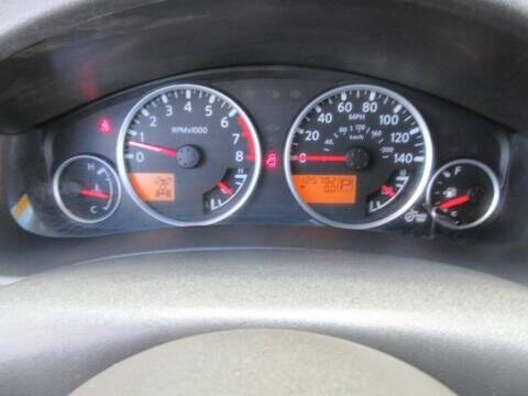 2010 Nissan Frontier LE