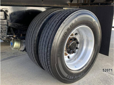 2022 Kenworth K270