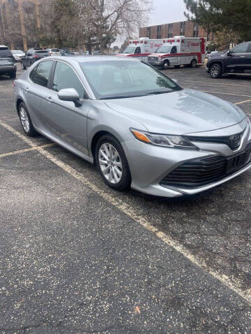 2020 Toyota Camry LE
