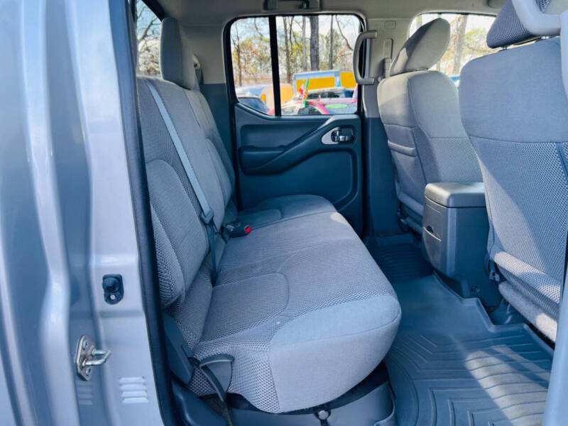 2017 Nissan Frontier SV