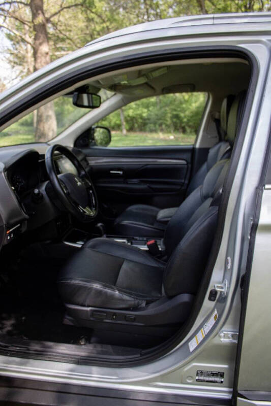 2020 Mitsubishi Outlander SEL