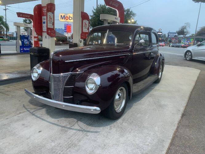 1940 Ford Deluxe