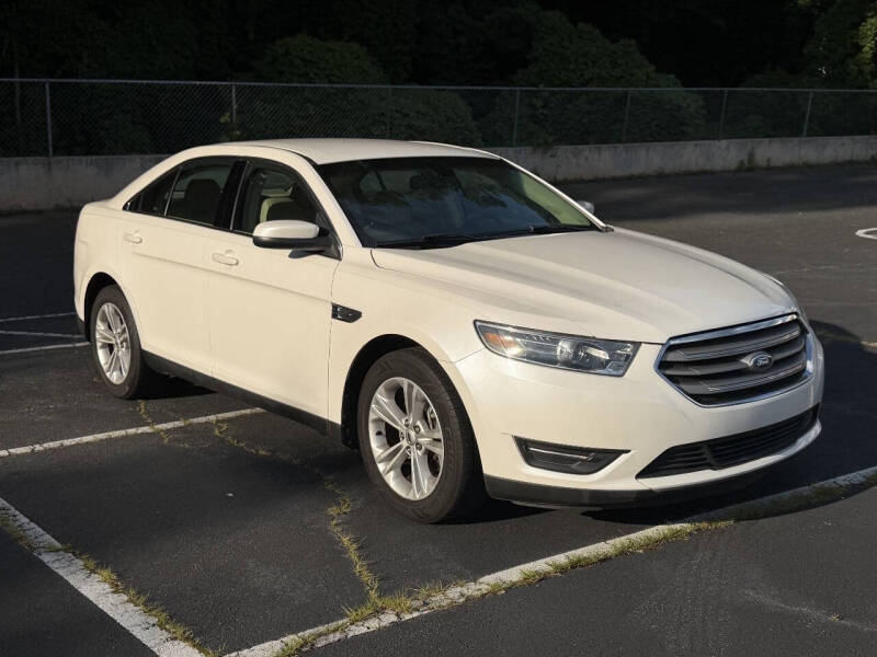 2015 Ford Taurus SEL