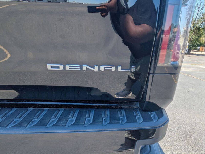 2025 GMC Sierra EV Denali