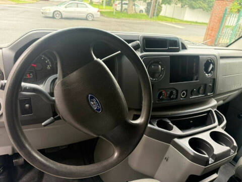 2010 Ford E-Series E-150