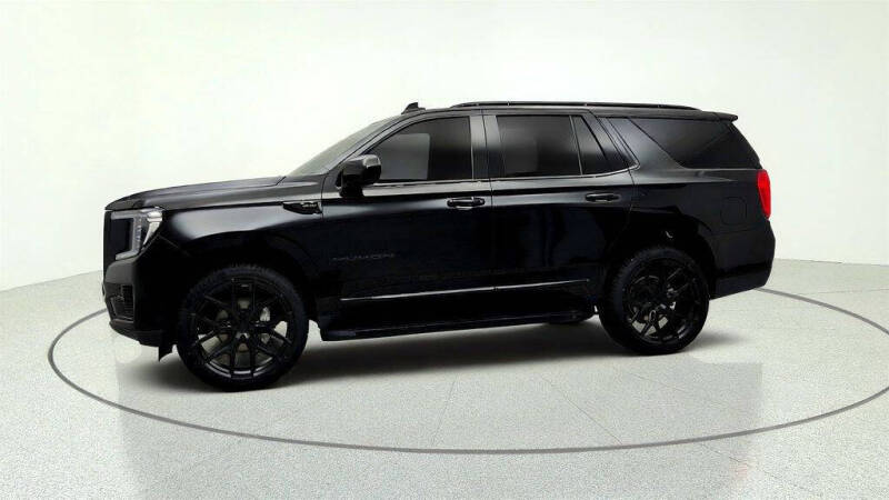 2023 GMC Yukon SLT