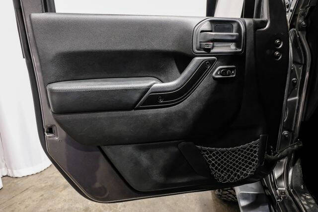 2017 Jeep Wrangler Unlimited Smoky Mountain