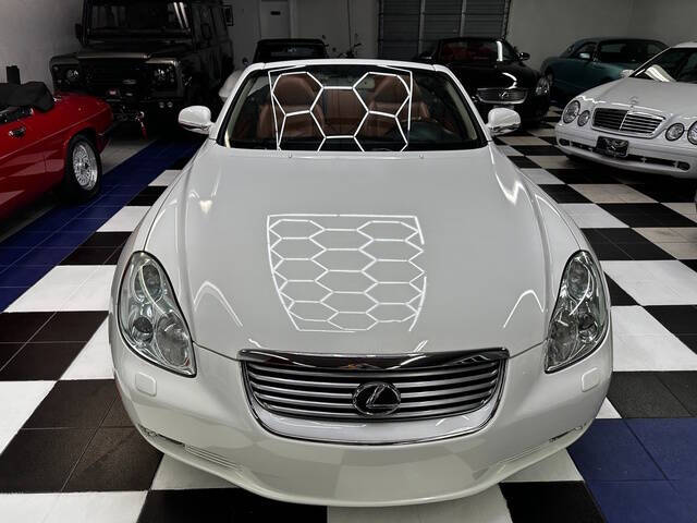 2004 Lexus SC 430