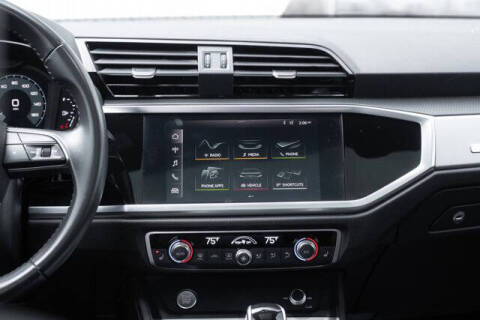 2020 Audi Q3 quattro Premium 45 TFSI