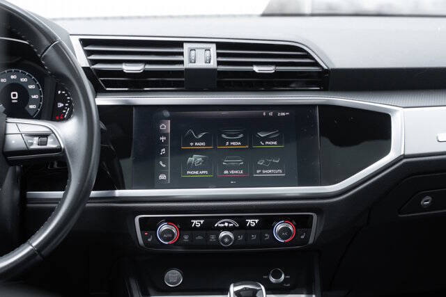 2020 Audi Q3 quattro Premium 45 TFSI