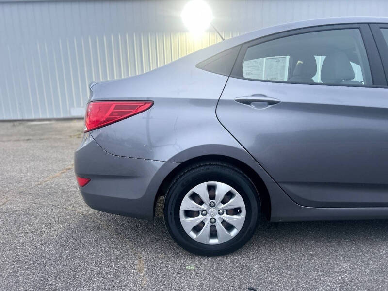2016 Hyundai Accent SE