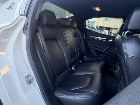 2018 Maserati Ghibli