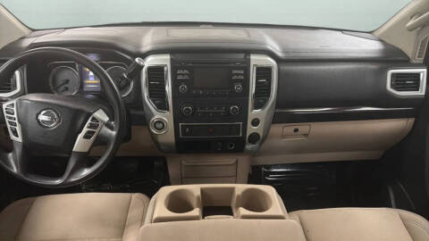 2017 Nissan Titan