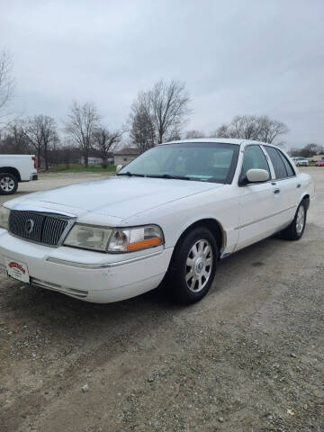 2004 Mercury Grand Marquis for sale at WESTSIDE GARAGE LLC in Keokuk IA