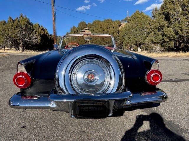 1956 Ford Thunderbird